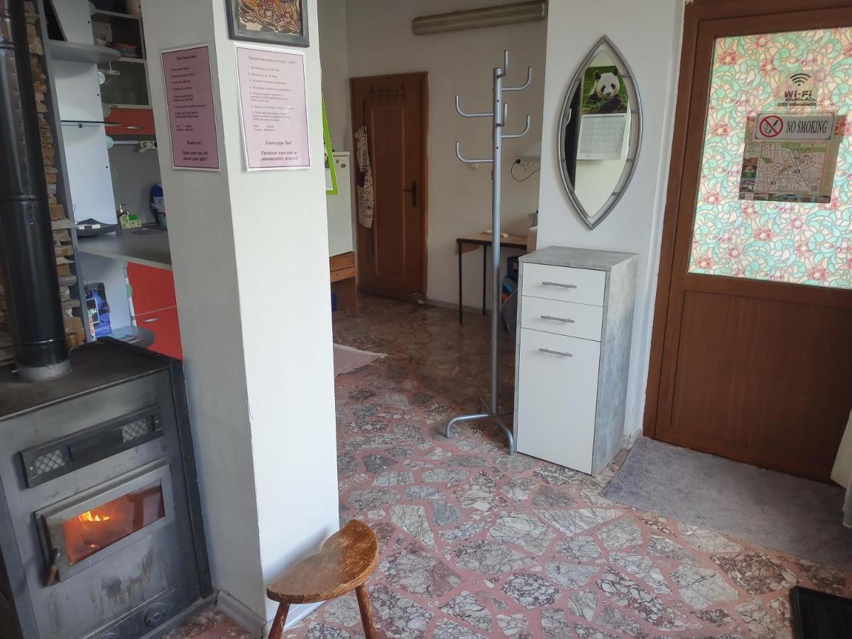 Стаи За Гости Алба 卡赞勒克 外观 照片