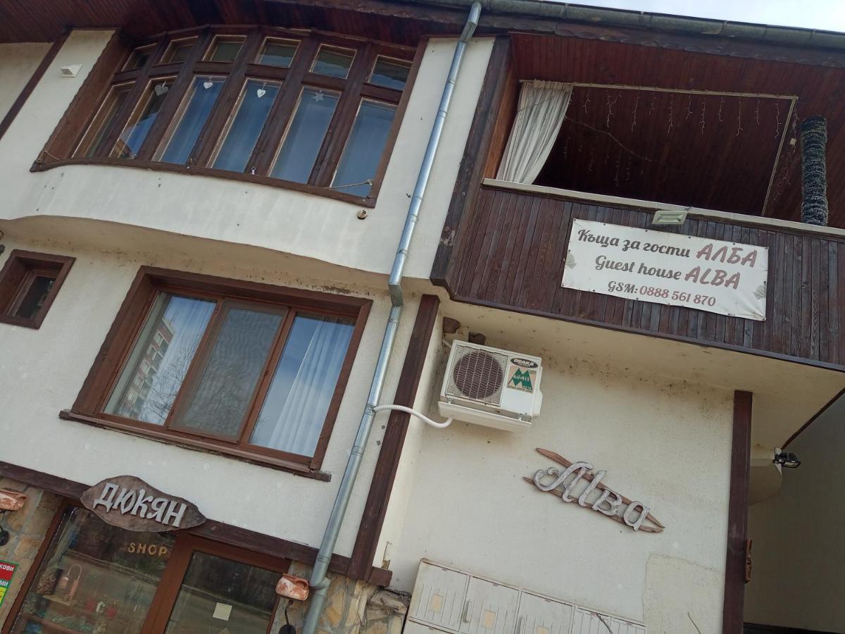 Стаи За Гости Алба 卡赞勒克 外观 照片