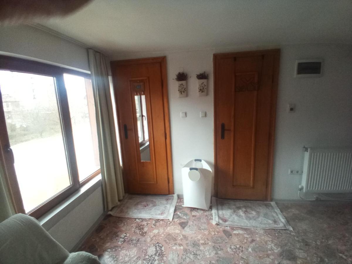 Стаи За Гости Алба 卡赞勒克 外观 照片